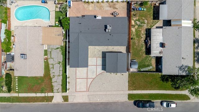 8008 Aura Avenue, Reseda, CA 91335