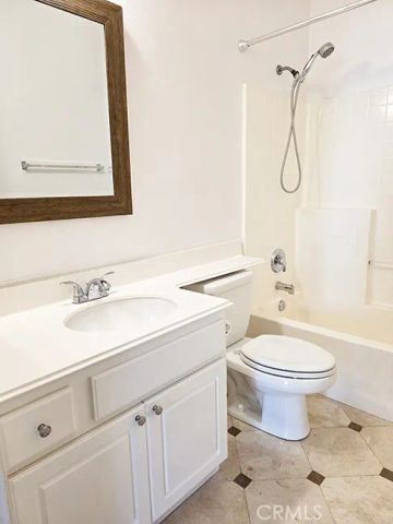 32 Vellisimo Drive, Aliso Viejo, CA 92656