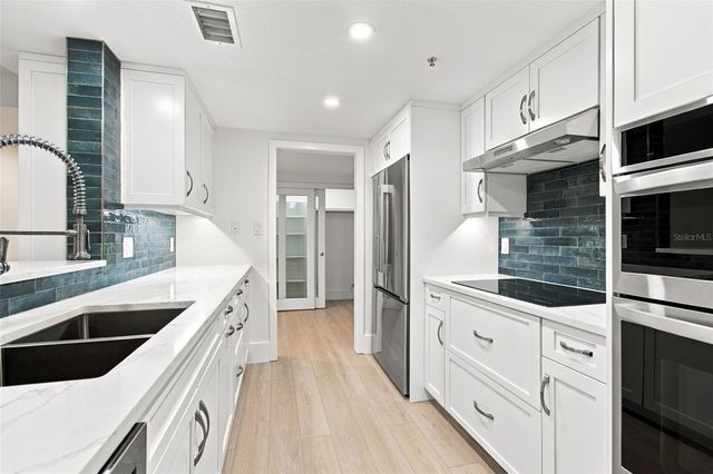 36750 US HIGHWAY 19 N 19201, Palm Harbor, FL 34684
