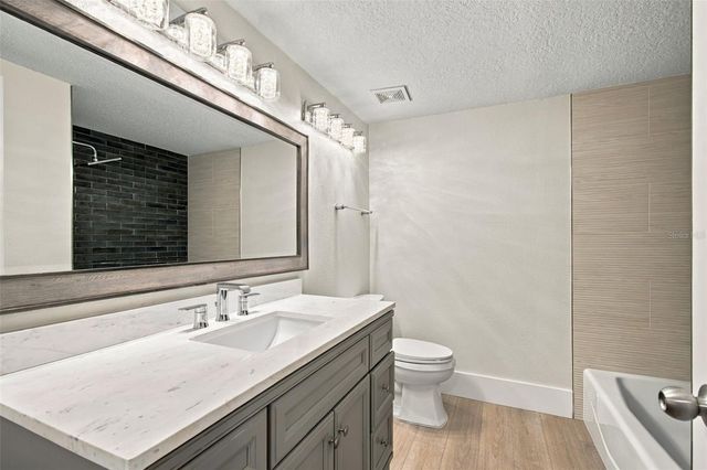 36750 US HIGHWAY 19 N 19201, Palm Harbor, FL 34684