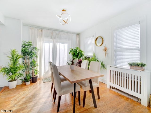 723 Kingston Ave, Kenilworth Boro, NJ 07033