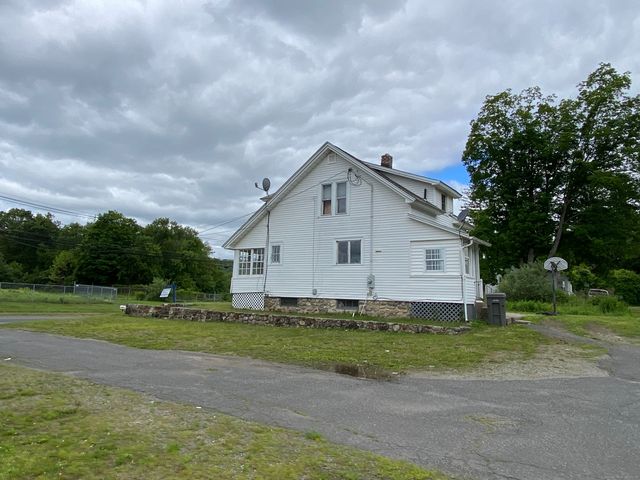 856 New Haven Road, Naugatuck, CT 06770