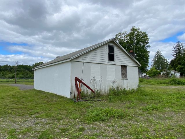 856 New Haven Road, Naugatuck, CT 06770