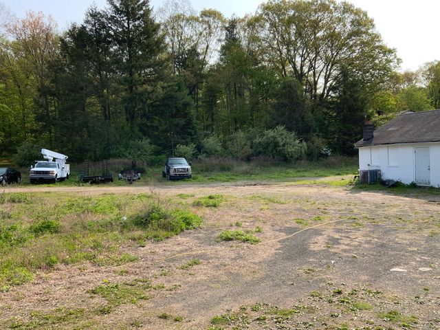 856 New Haven Road, Naugatuck, CT 06770