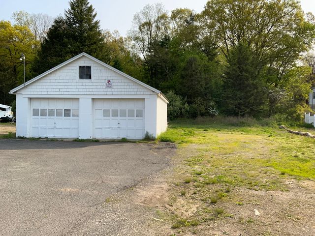 856 New Haven Road, Naugatuck, CT 06770