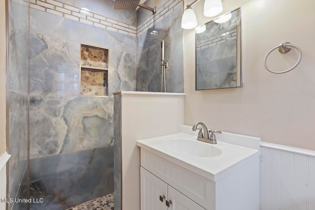 443 Tina Lane, Pearl, MS 39208