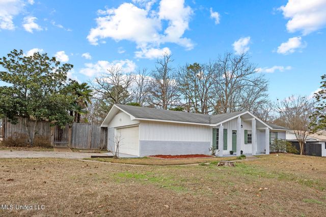 443 Tina Lane, Pearl, MS 39208