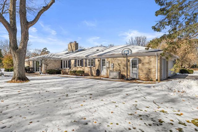 5340 Wind Point ROAD, Wind Point, WI 53402