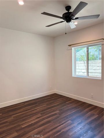 7128 McLennan Ave, Lake Balboa, CA 91406
