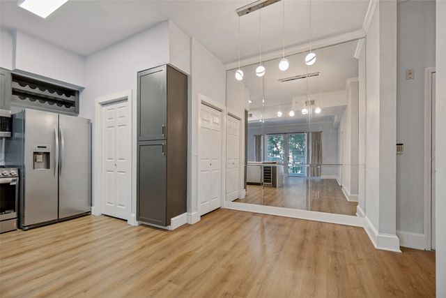 3225 Turtle Creek Boulevard 334, Dallas, TX 75219