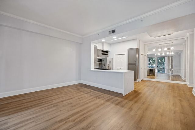 3225 Turtle Creek Boulevard 334, Dallas, TX 75219