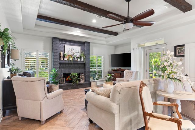 626 EVERGREEN LN, New Braunfels, TX 78130