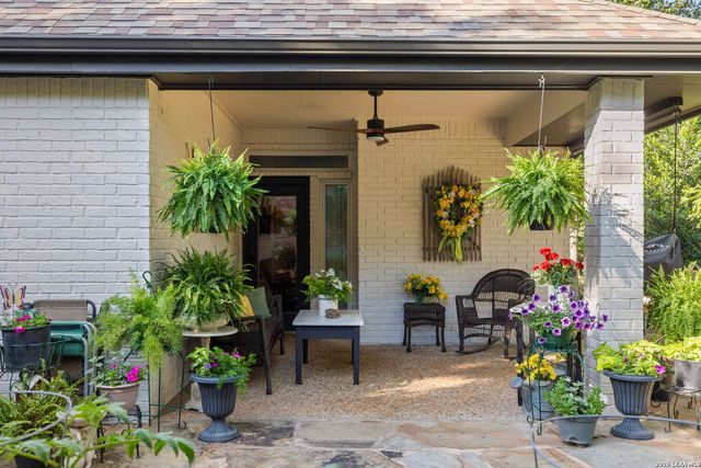 626 EVERGREEN LN, New Braunfels, TX 78130