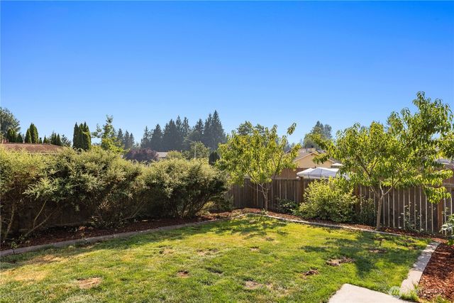 18533 22nd Drive SE, Bothell, WA 98012