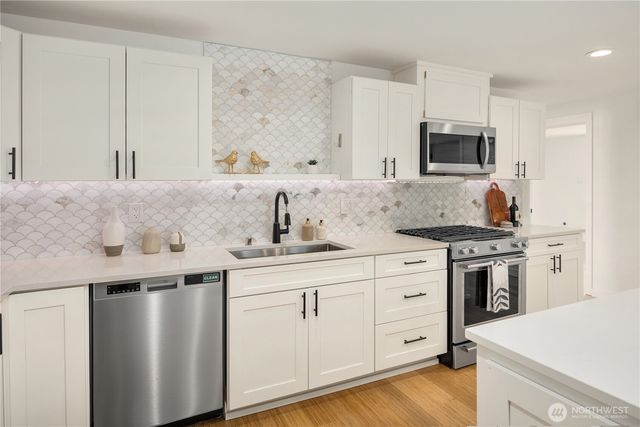 18533 22nd Drive SE, Bothell, WA 98012