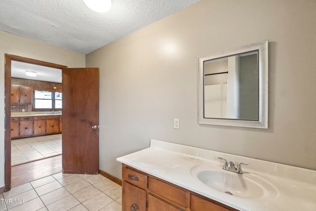 2851 Hwy 107, Chuckey, TN 37641