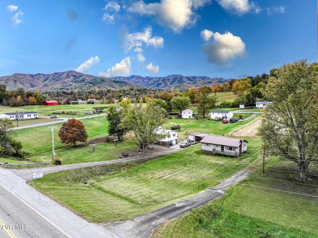 2851 Hwy 107, Chuckey, TN 37641