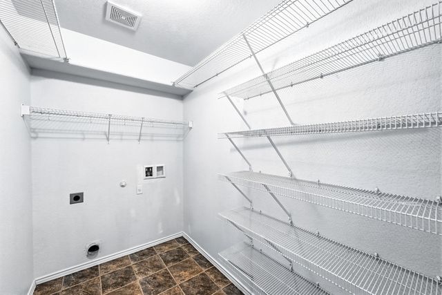 903 Gentry DR, Leander, TX 78641
