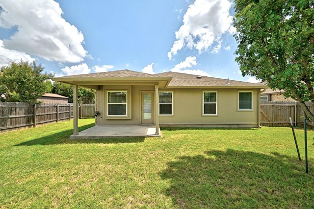 903 Gentry DR, Leander, TX 78641