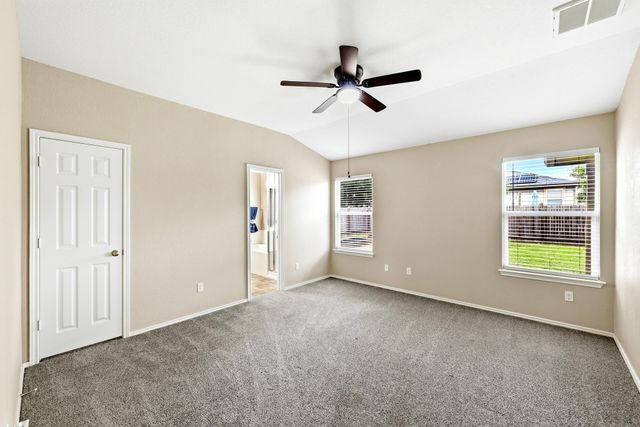 903 Gentry DR, Leander, TX 78641