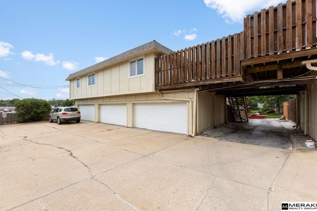 12571 Weir Street, Omaha, NE 68137