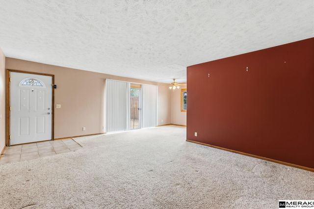 12571 Weir Street, Omaha, NE 68137
