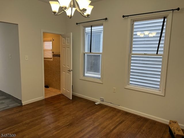 46 Read St, Newark City, NJ 07105