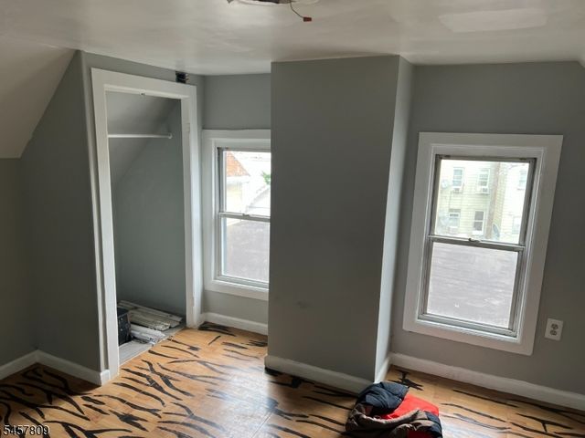 46 Read St, Newark City, NJ 07105
