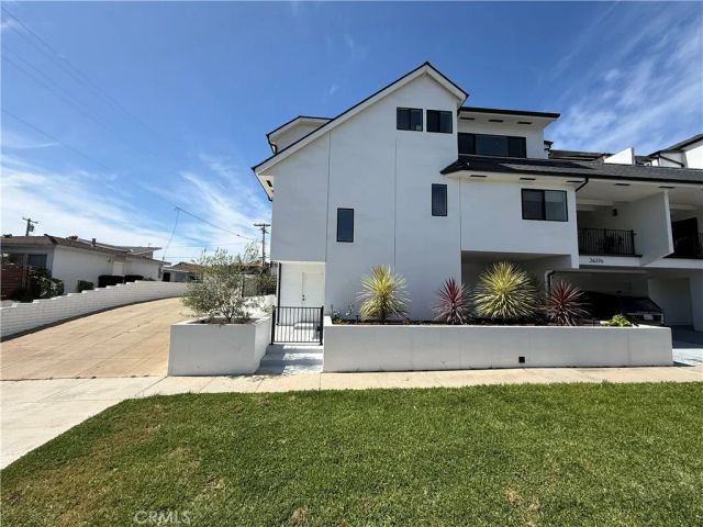 26372 Via California StudioB, Dana Point, CA 92624