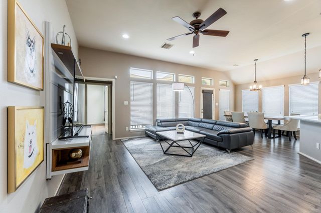 10923 Starling Dr, Richmond, TX 77406