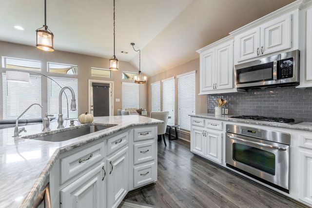 10923 Starling Dr, Richmond, TX 77406