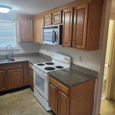 34 Antico Way A, Waltham, MA 02453