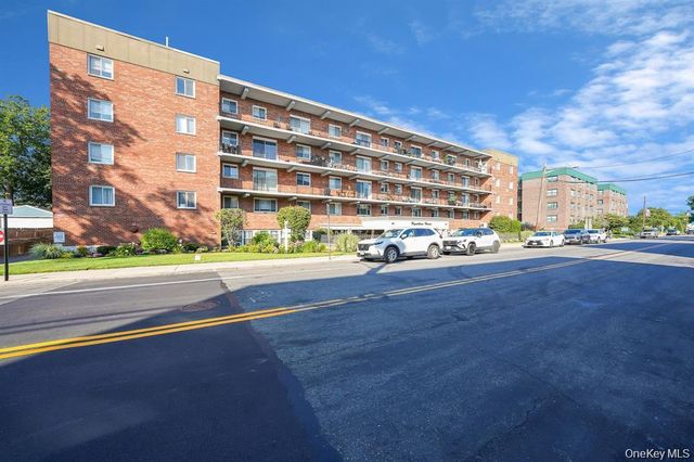 200 Atlantic Avenue 331, Lynbrook, NY 11563