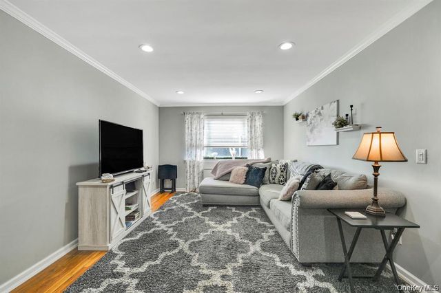 200 Atlantic Avenue 331, Lynbrook, NY 11563