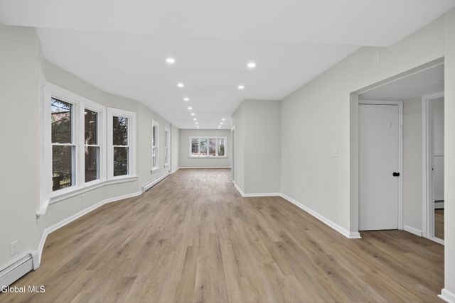 901 Bedford Road, Schenectady, NY 12308