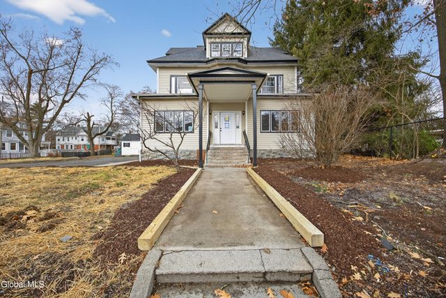 901 Bedford Road, Schenectady, NY 12308