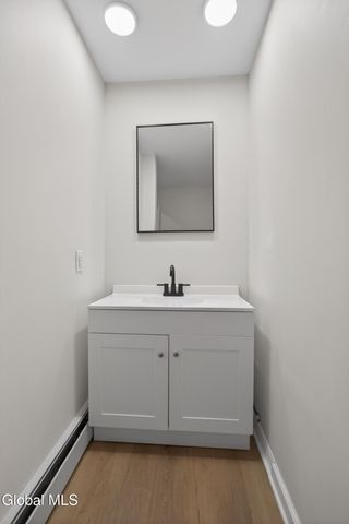 901 Bedford Road, Schenectady, NY 12308