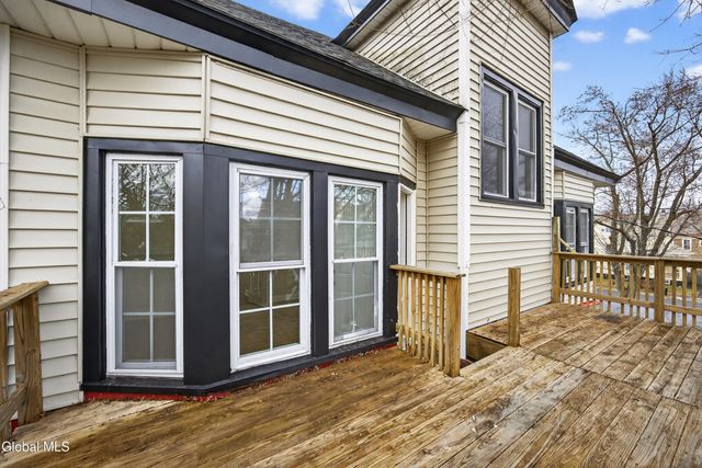 901 Bedford Road, Schenectady, NY 12308