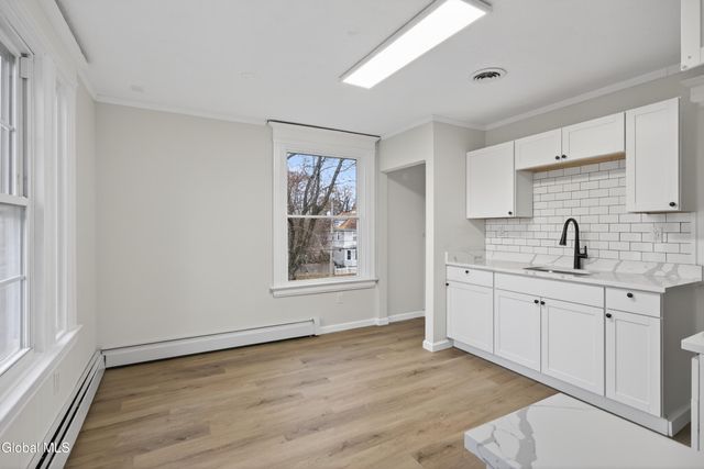 901 Bedford Road, Schenectady, NY 12308