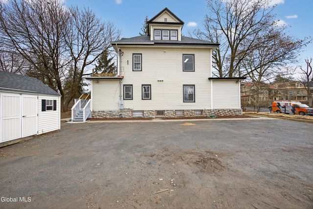 901 Bedford Road, Schenectady, NY 12308