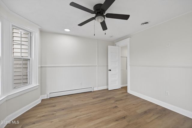 901 Bedford Road, Schenectady, NY 12308