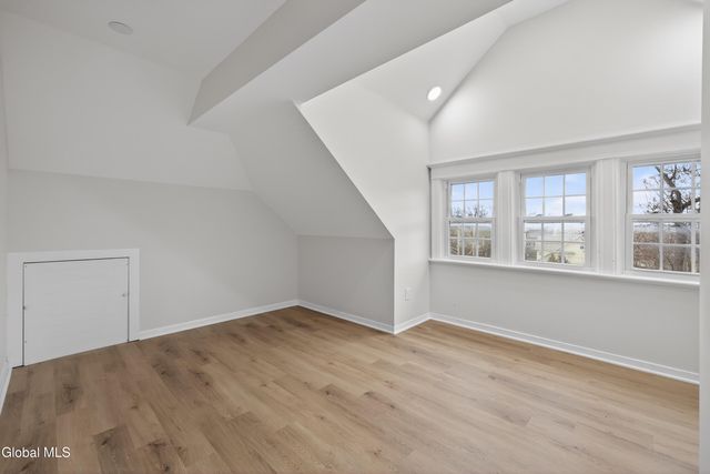 901 Bedford Road, Schenectady, NY 12308