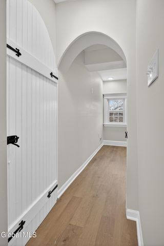 901 Bedford Road, Schenectady, NY 12308