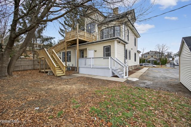 901 Bedford Road, Schenectady, NY 12308