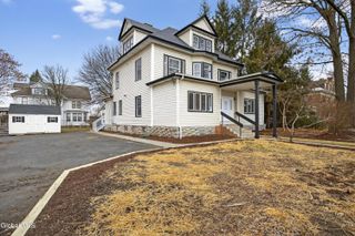 901 Bedford Road, Schenectady, NY 12308