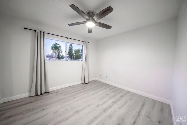 5605 Nomi Street, Bakersfield, CA 93308