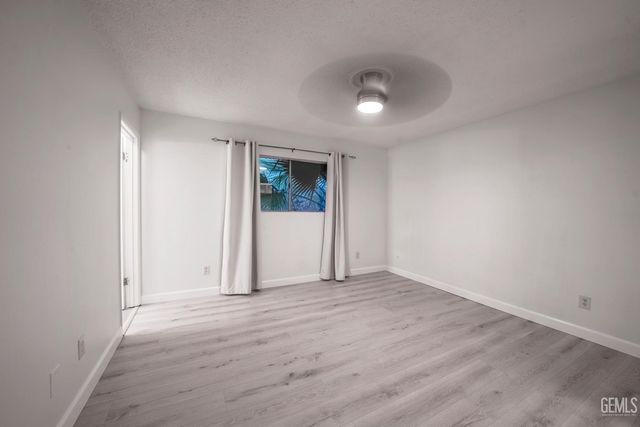 5605 Nomi Street, Bakersfield, CA 93308