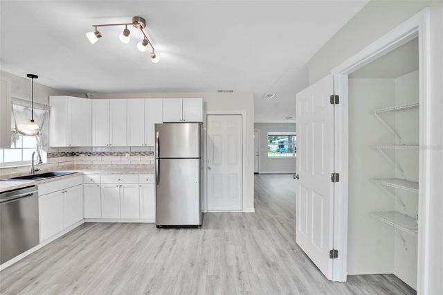 4550 16TH AVENUE N, St Petersburg, FL 33713