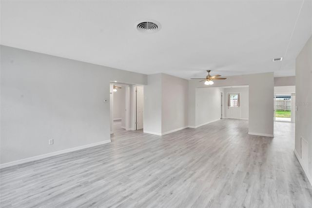 4550 16TH AVENUE N, St Petersburg, FL 33713