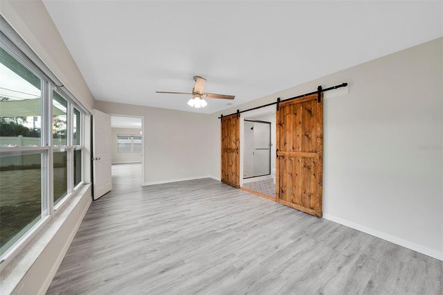 4550 16TH AVENUE N, St Petersburg, FL 33713